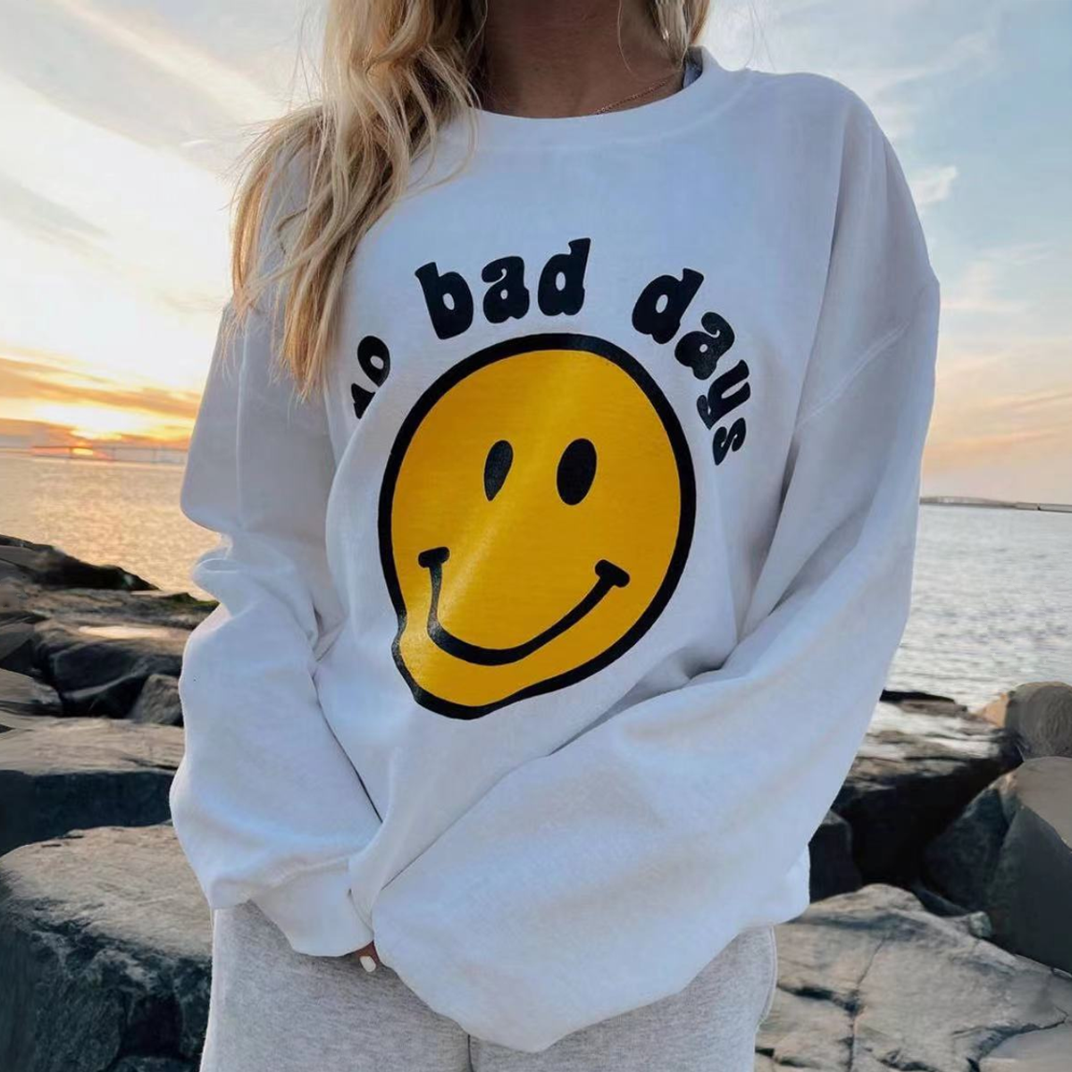 Women's Retro No Bad Day Surfer Sweatshirt